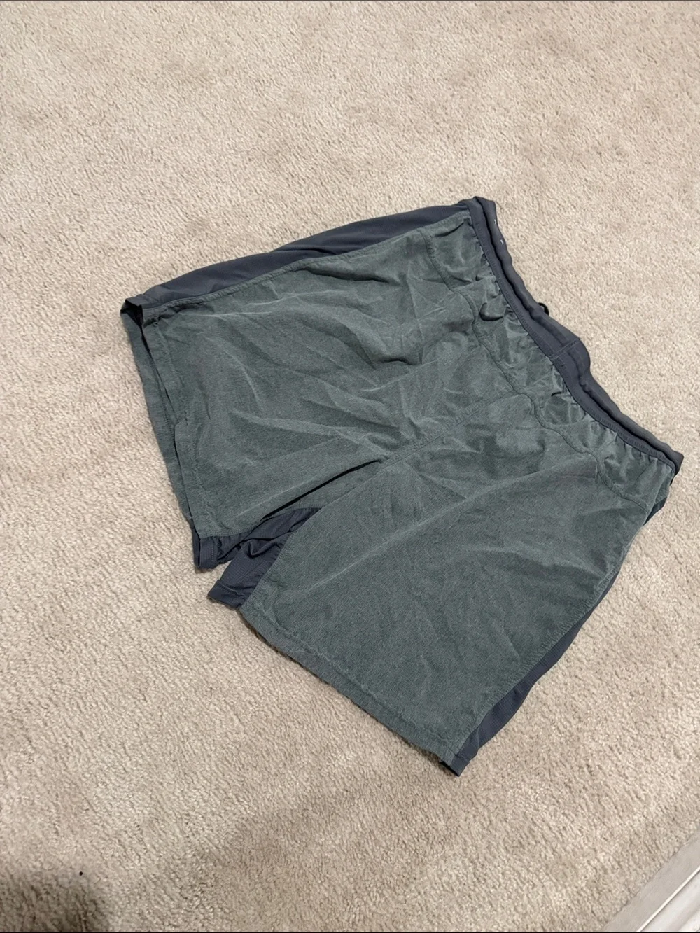 Nike Men’s Dark Gray Athletic Training Shorts dryfit